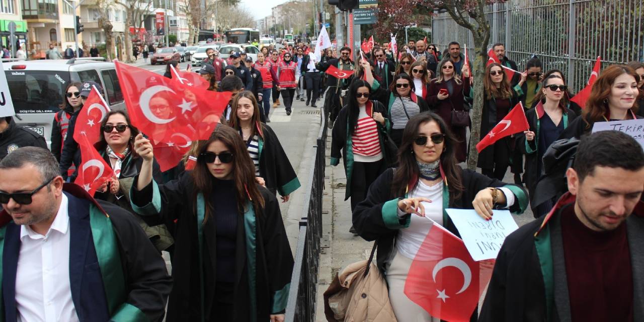 Tekirdağ Barosu ‘Hak, Hukuk, Adalet’ yürüyüşünde