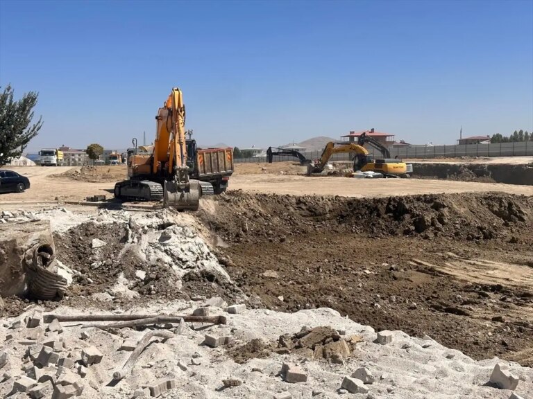 vanda 800 yatakli sehir hastanesi insaati basladi T5KaP7Mw