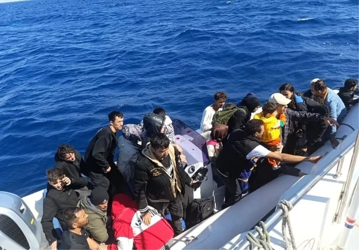 didimde 26 duzensiz gocmen kurtarildi eK3eDzTM