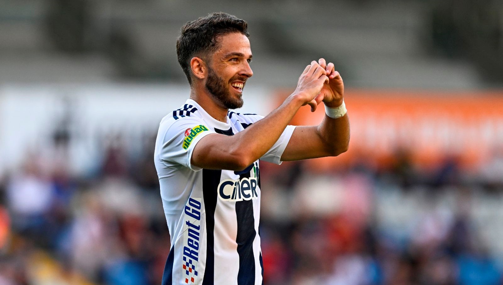 kasimpasa super ligde fenerbahce karsisinda cikis ariyor NvimUrUP