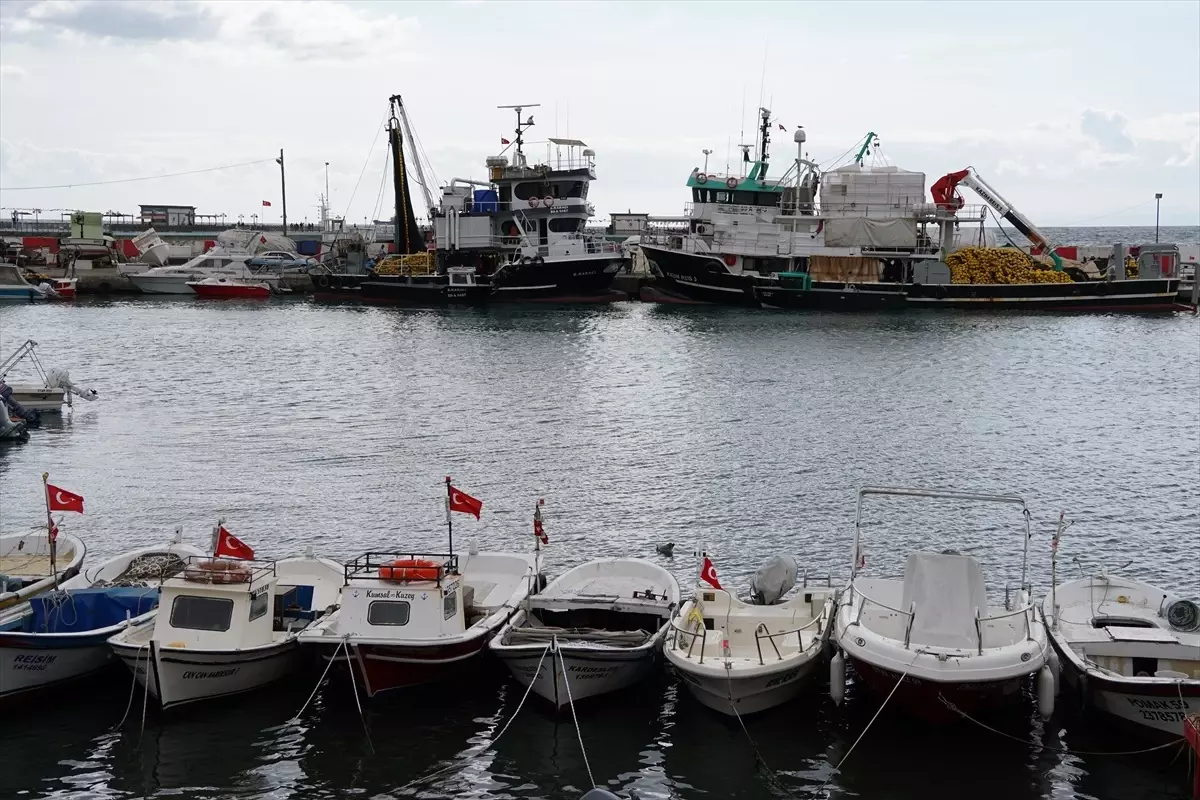 poyraz tekirdagda deniz ulasimini aksatti YTfK9JFe