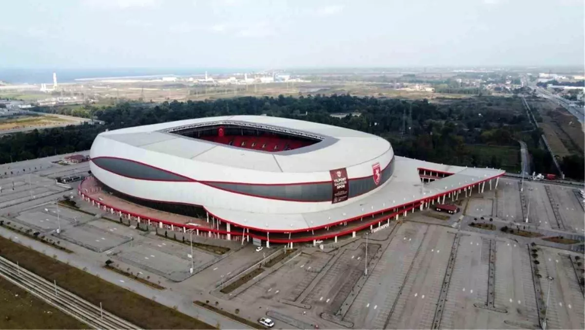 19 mayis stadyumunda bakim onarim calismalari yuzde 50 tamamlandi EeRSz5Uz.jpg