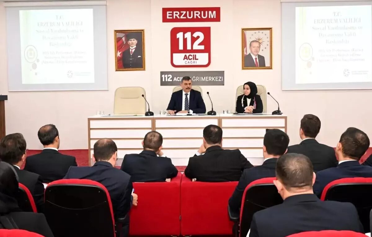 vali ciftci performans degerlendirme toplantisi duzenledi lPQFdEUO.jpg