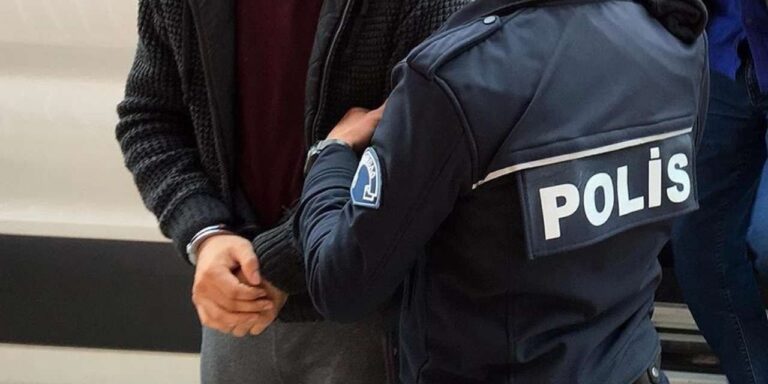 denizlide-arkadas-cinayeti-demir-sopayla-doverek-oldurdu-IgQIWfOG